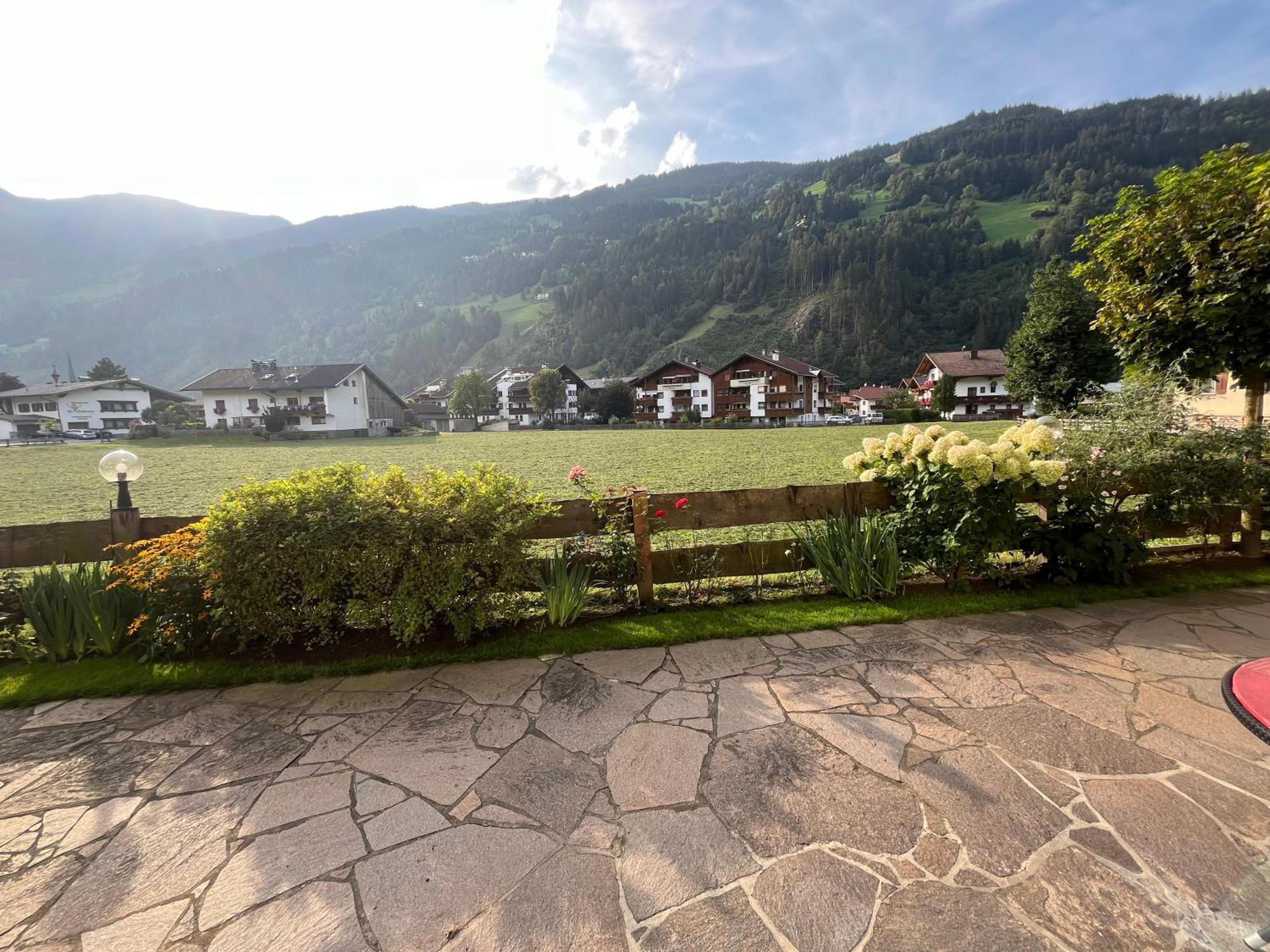Zell Views Apartments 齐勒河谷采尔 外观 照片